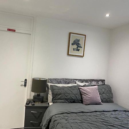 Luxurious 2-Bed Apartment In Woolwich Londres Exterior foto