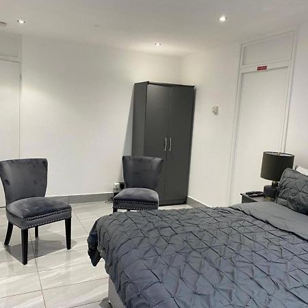 Luxurious 2-Bed Apartment In Woolwich Londres Exterior foto